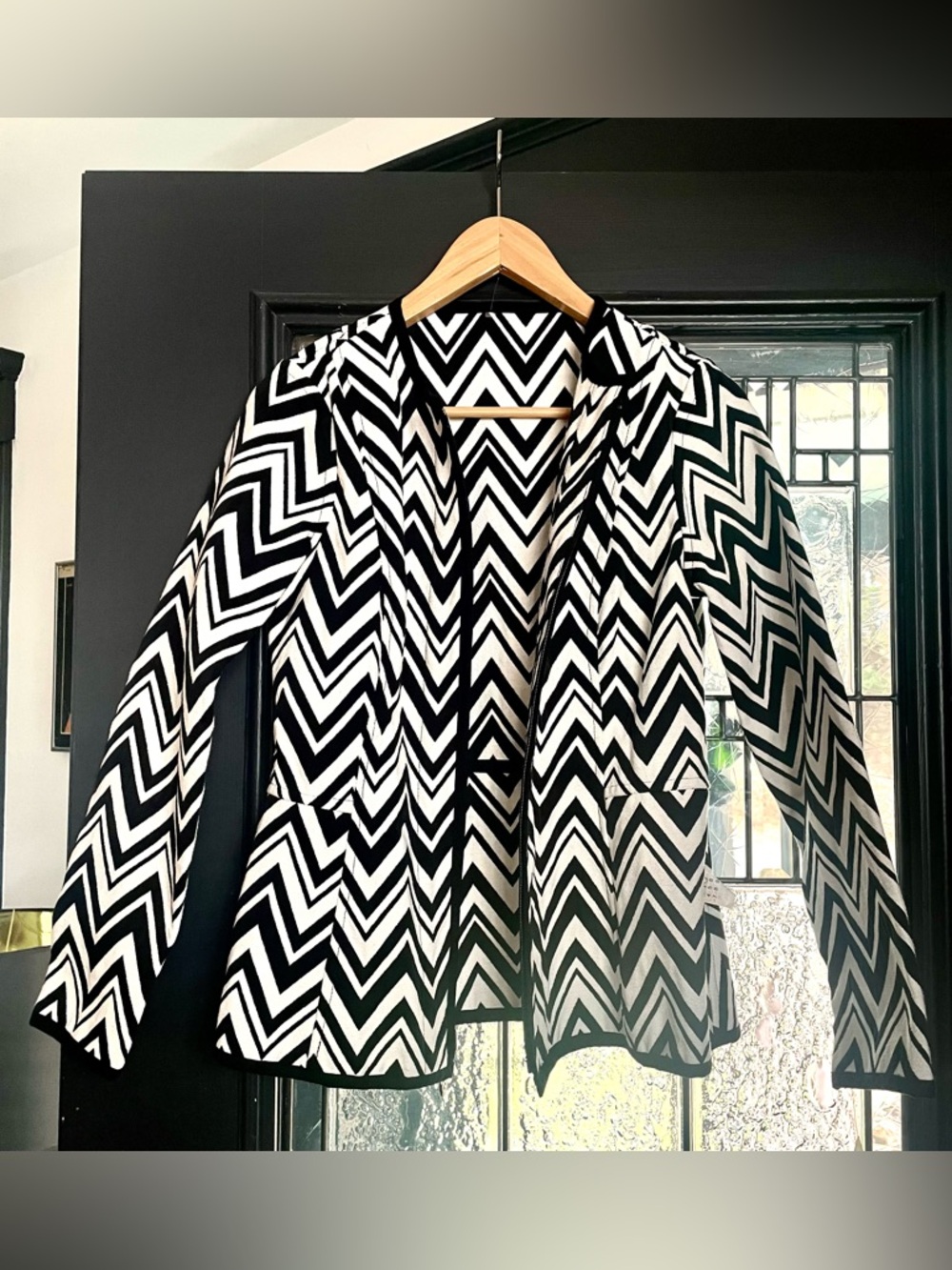 Trimdin’s Black & White Chevron Jacquard Zippered Artisan Jacket